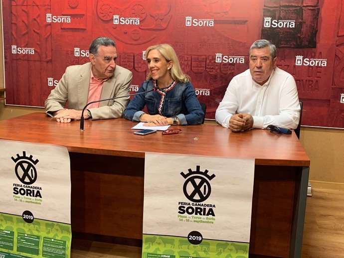 El director de Soriactiva Anselmo García, la concejal Teresa Valdenebro y el presidente de ADS Gustavo Gonzalo.