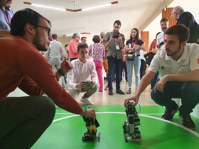 La Universitat Politcnica de Valncia se proclama  campeona del Concurso Nacional de Robots Humanoides