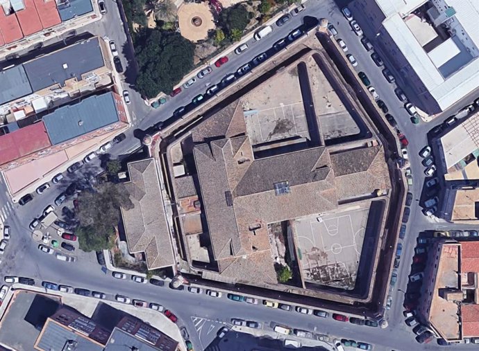 Imagen aéra del pabellón de reclusos de la antigua Cárcel de San Antón