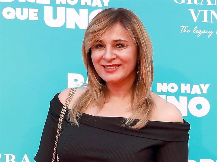 ANA MARÍA ALDÓN EN EL ESTRENO DE LA NUEVA COMEDIA DE SANTIAGO SEGURA "PADRE NO HAY MAS QUE UNO"