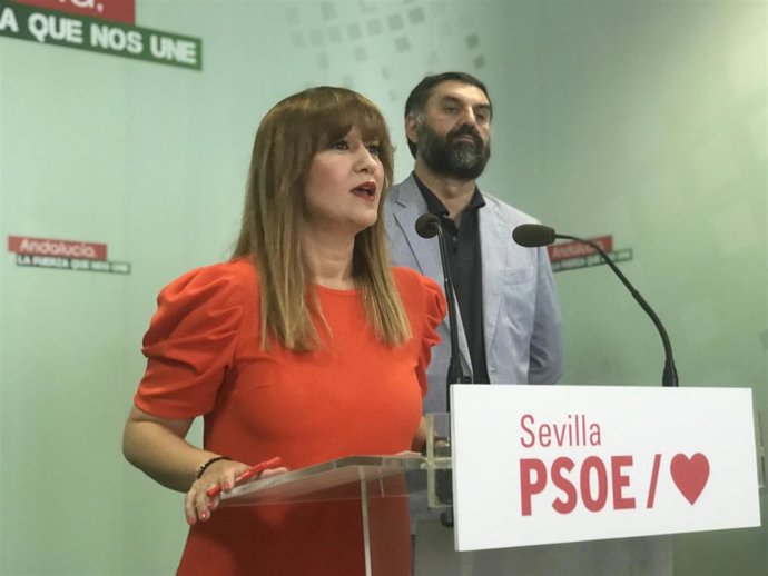Verónica Pérez, en una foto de archivo, durante una rueda de prensa