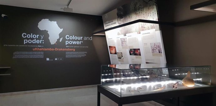 Color Y Poder: Arte Rupestre De Cazadores Recolectores San En Ukhahlamba-Drakensberg.