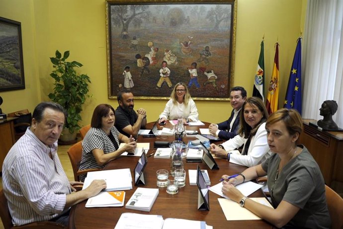 Reunión de la Mesa de la Asamblea de Extremadura