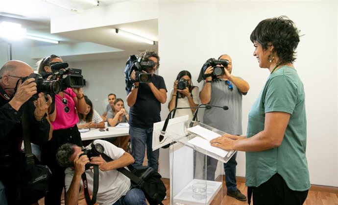 La coordinadora general de Podemos Andalucía y presidenta del grupo parlamentario de Adelante Andalucía, Teresa Rodríguez, durante la rueda de prensa