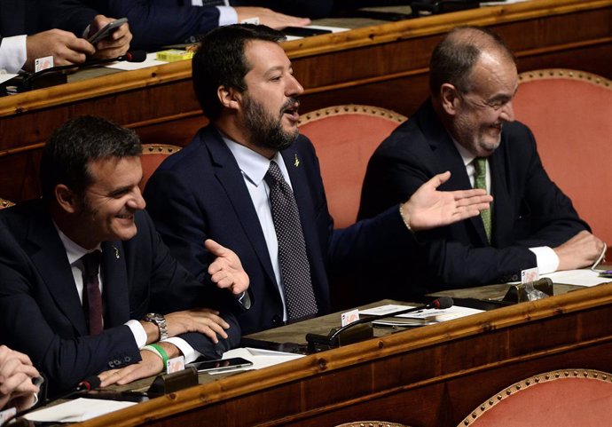 Italia.- Conte y Salvini protagonizan un combate dialéctico en el Senado tras la