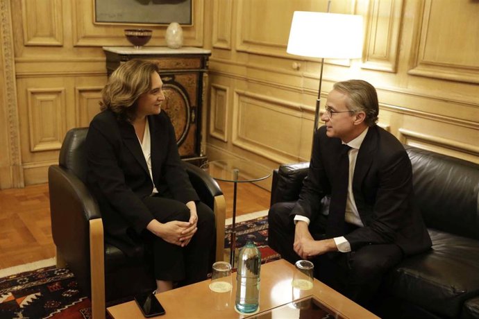 Ada Colau y Javier Faus