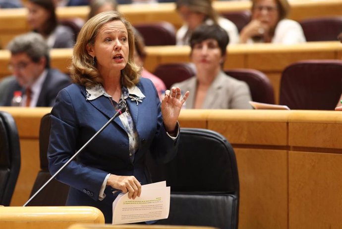 La ministra de Economía y Empresa en funciones, Nadia Calviño, interviene en la primera sesión plenaria de la XIII Legislatura en el Senado, en Madrid (España), a 10 de septiembre de 2019.