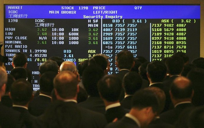 La Bolsa de Hong Kong oferta comprar la Bolsa de Londres por 33.217 millones si