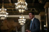 Marín aboga por la seguridad jurídica para mantener la inversión británica y rebajar el impacto del Brexit en Andalucía