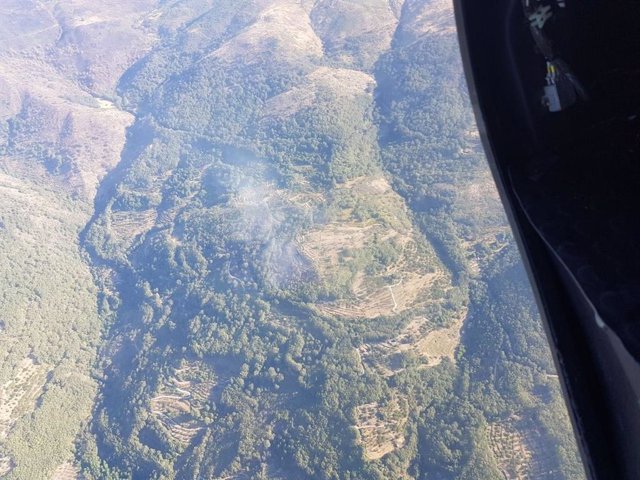 Imagen aérea del incendio en Garganta la Olla