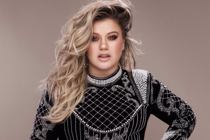 NCL nombra a Kelly Clarkson madrina de su nuevo barco, el Norwegian Encore