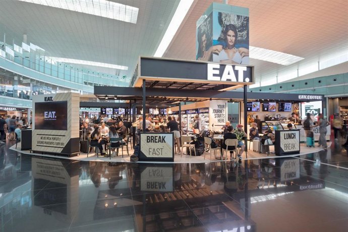 Restaurant 'Eat.' en la terminal 1 del Sky Center de l'Aeroport de Barcelona