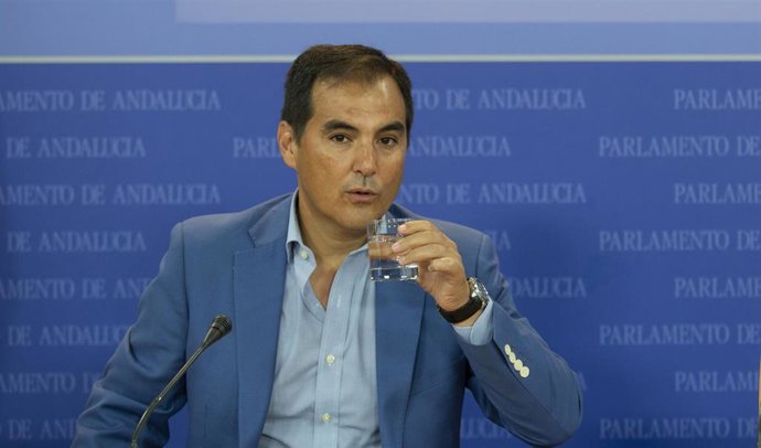 Rueda de prensa del portavoz del Grupo Parlamentario Popular, José Antonio Nieto