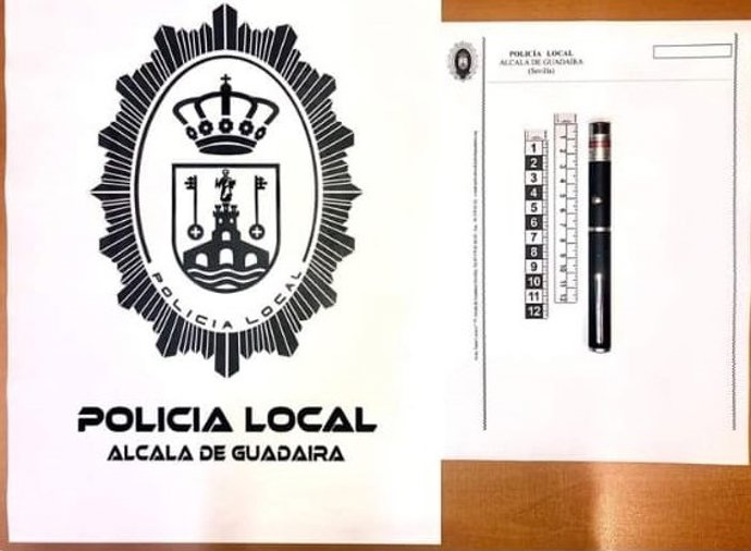 [Sevilla] Np Alcalá: Policía Local Evita Que Jóvenes Provocaran Accidentes Deslumbrando A Vehículos En Marcha Con Un Puntero Láser