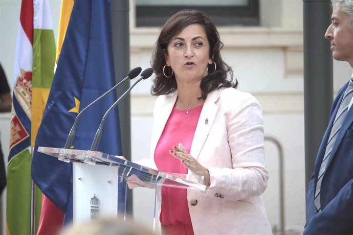 La presidenta del Gobierno de la Rioja, Concha Andreu, durante su intervención en el acto de toma de posesión de los nuevos consejeros del Gobierno de la comunidad.