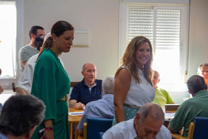 Irene García en la Asociación Parkinson Bahía de Cádiz