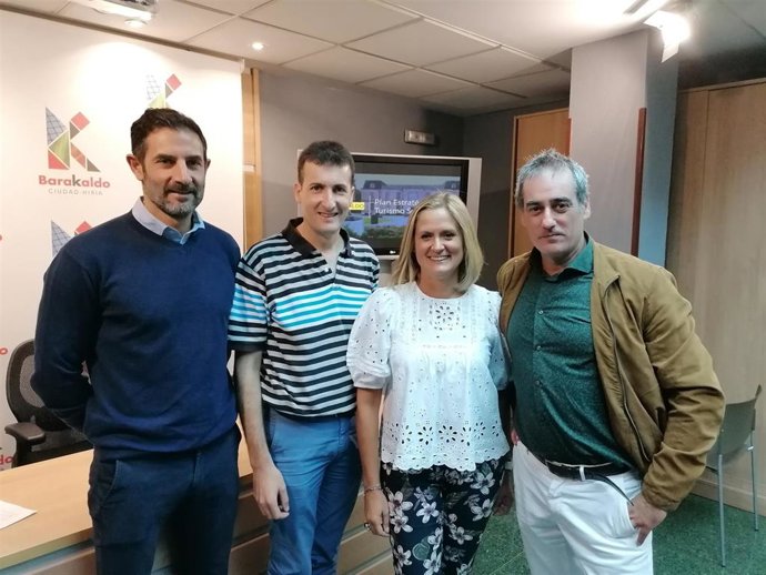 La alcaldesa de Barakaldo, Amaia Del Campo,  en la presentación del primer plan estratégico de turismo sostenible de la localidad vizcaína