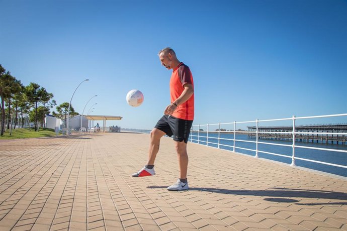 El puerto presenta el balón oficial del Campeonato Nacional de Padbol.