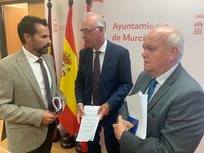 Las obras de los desvíos provisionales de los colectores afectados por el soterr