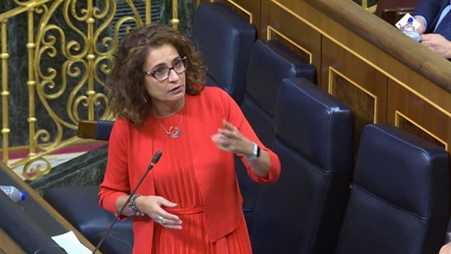 Montero dice que Murcia y Valencia recibirán financiación a finales de octubre