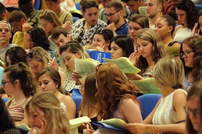 Bienvenida a estudiantes extranjeros en la Universidad Pablo de Olavide.