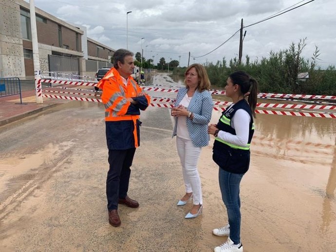 Carretera de El Mojón de San Pedro cortada