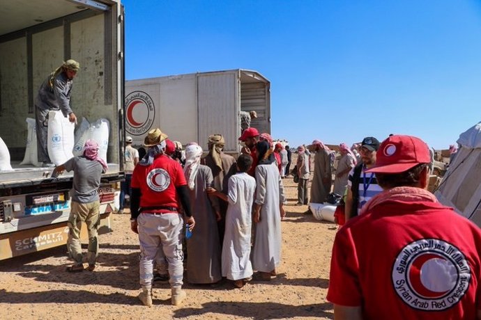 Siria.- La ONU y la Media Luna Roja hacen llegar ayuda a los 15.000 desplazados 