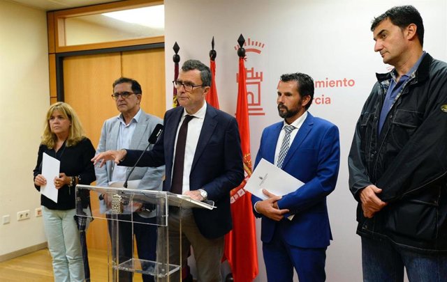 Rueda de prensa del alcalde de Murcia tras la reunión del Comité de Crisis por las lluvias