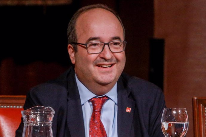 Conferencia de Miquel Iceta, Primer Secretario del PSC en el Salón de actos del Ateneo de Madrid el 12 de septiembre de 2019.