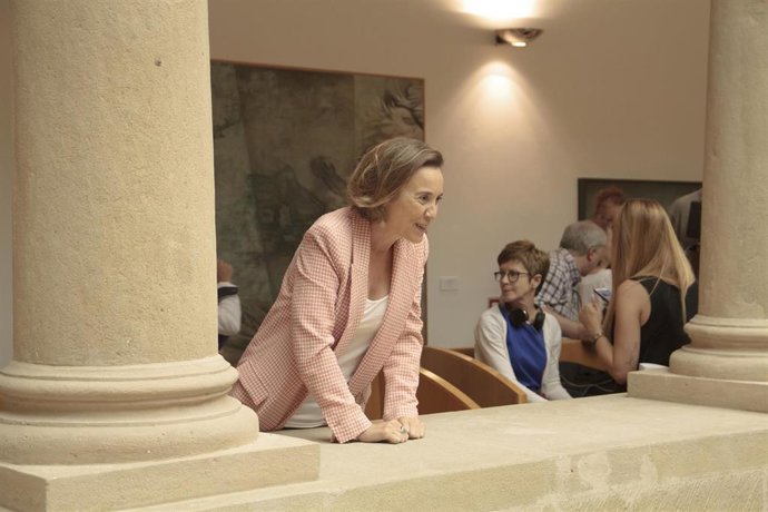 La diputada del PP-La Rioja y anterior alcaldesa de Logroño, Cuca Gamarra, a su llegada a la primera sesión del debate de investidura de la candidata socialista, Concha Andreu, como presidenta de La Rioja.