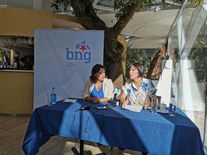 La portavoz del BNG en Europa, Ana Miranda, y la portavoz nacional del BNG, Ana Pontón, en rueda de prensa.