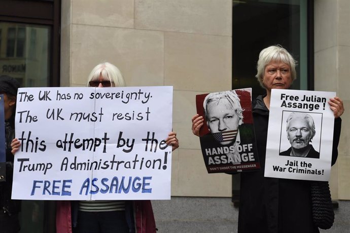 Manifestación de apoyo a Julian Assange