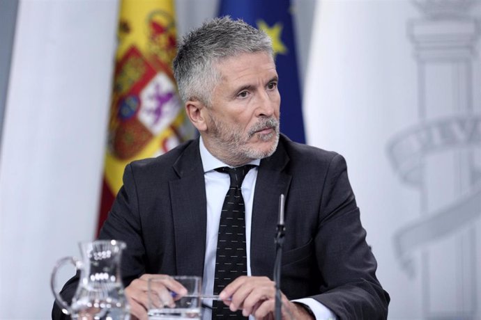 El ministro del Interior en funciones Fernando Grande Marlaska, comparece ante los medios de comunicación tras la reunión del Consejo de Ministros en Moncloa, en Madrid (España), a 13 de septiembre de 2019.