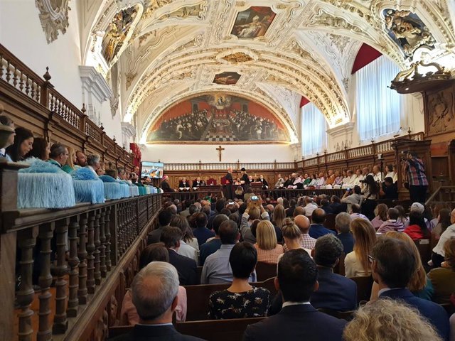 Toma de posesión de la rectora y apertura de curso académico en la UPSA