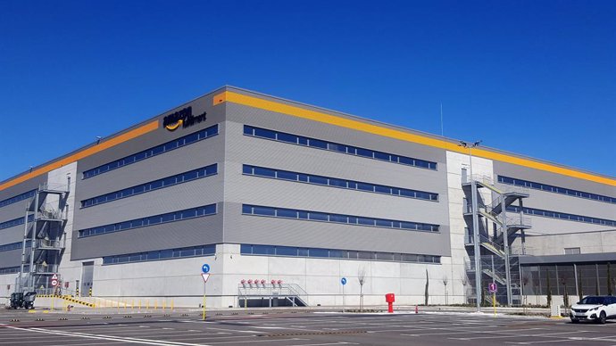 Centre logístic d'Amazon al Prat de Llobregat (Barcelona)
