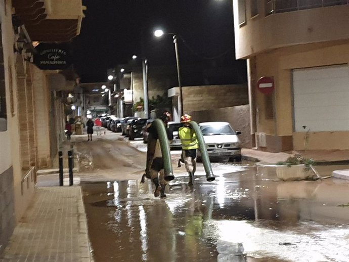 Achique calles y sótanos en Los Alcázares, tormenta, lluvias, temporal DANA