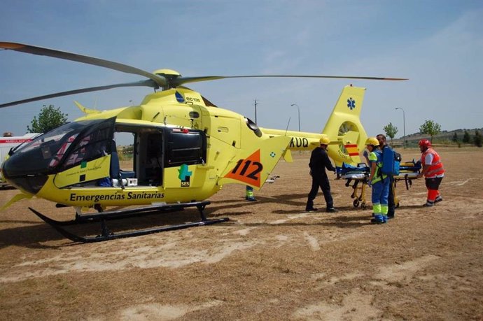Helicóptero sanitario del 112 de Extremadura, en una imagen de archivo