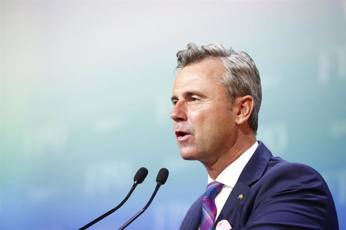 El líder del partido ultraderechista austriaco Partido de la Libertad (FPO), Norbert Hofer