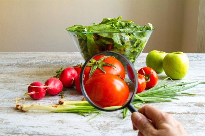 Una revisión de trabajos muestra que las dietas ricas en verduras reducen el dol