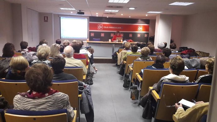 Fundación Caja Inmaculada organiza en Huesca nuevos cursos para adultos.