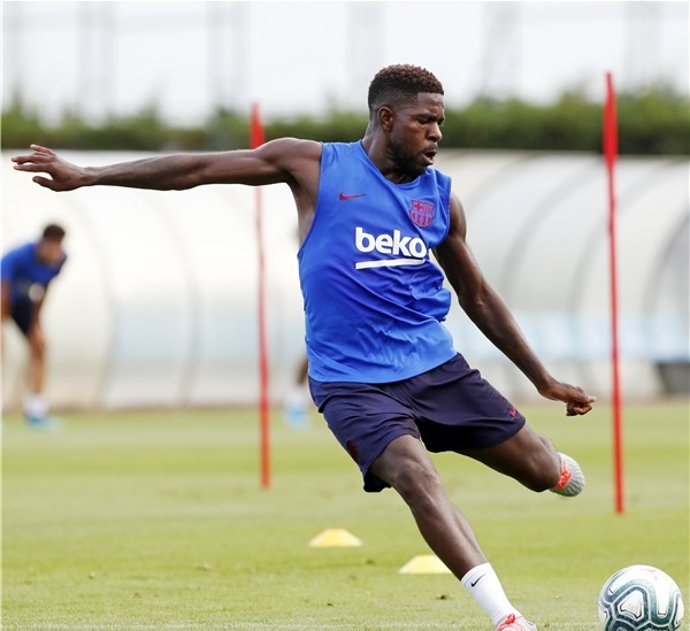 El jugador del FC Barcelona Samuel Umtiti en un entrenament