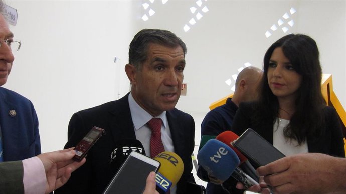 Lorenzo del Río con Purificación Joyera