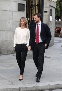 Casado est disposat a reunir-se amb Rivera per diu que és Sánchez qui ha de respondre a l'oferta de Cs