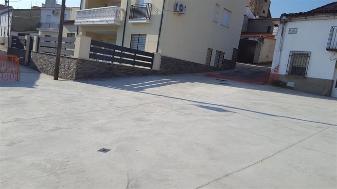Finalizan la sobras de mejora de vías en Serrejón (Cáceres)