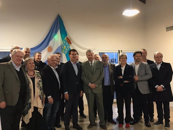 Reunión de Alberto Núñez Feijóo con empresarios gallegos del sector pesquero en Puerto Madryn (Argentina)