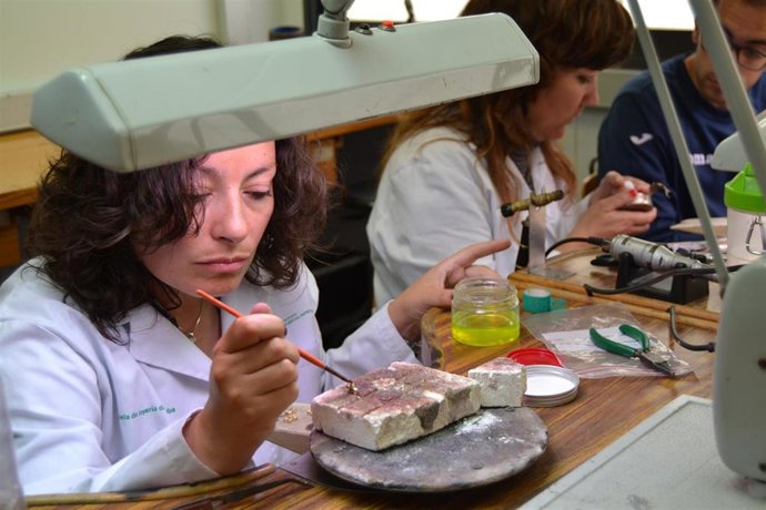 Uno de los cursos de la Escuela de Joyería