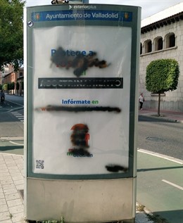 Imagen de una de las marquesinas emborronadas