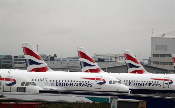 Foto de archivo de aviones en Heathrow