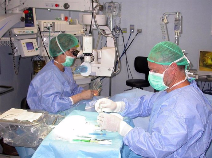 Andalucía.- El Hospital de Valme incrementa un 12,8% la programación quirúrgica de su Plan de Vacaciones