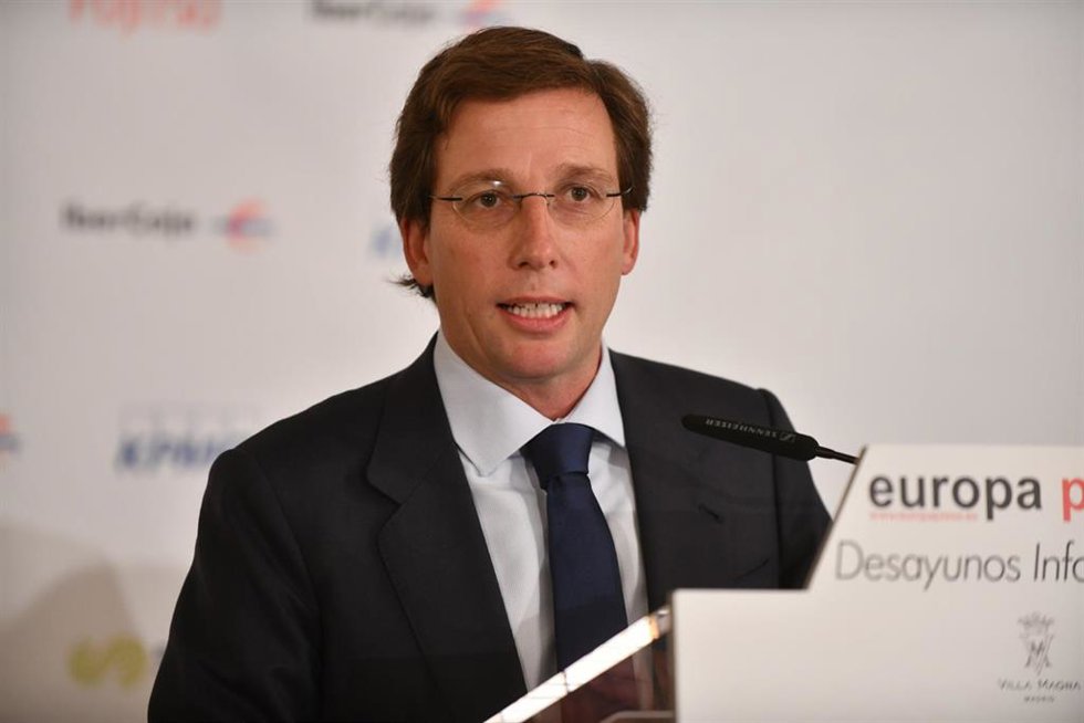 José Luis Martínez-Almeida, alcalde de Madrid, en el desayuno informativo de Europa Press